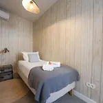 Charming Design House In With Garden - 45 Apartmán Montijo