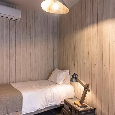 Apartman Charming Design House In With Garden - 45 Montijo